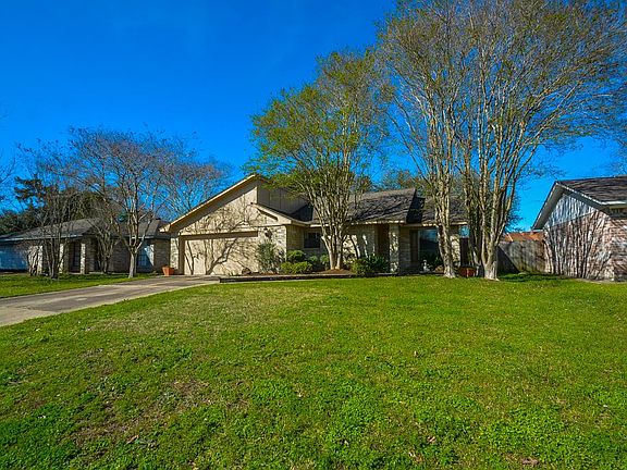 5th image of 18738 Glen Briar Ln