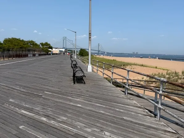 22 Ragazzi Lane image 11 of 15