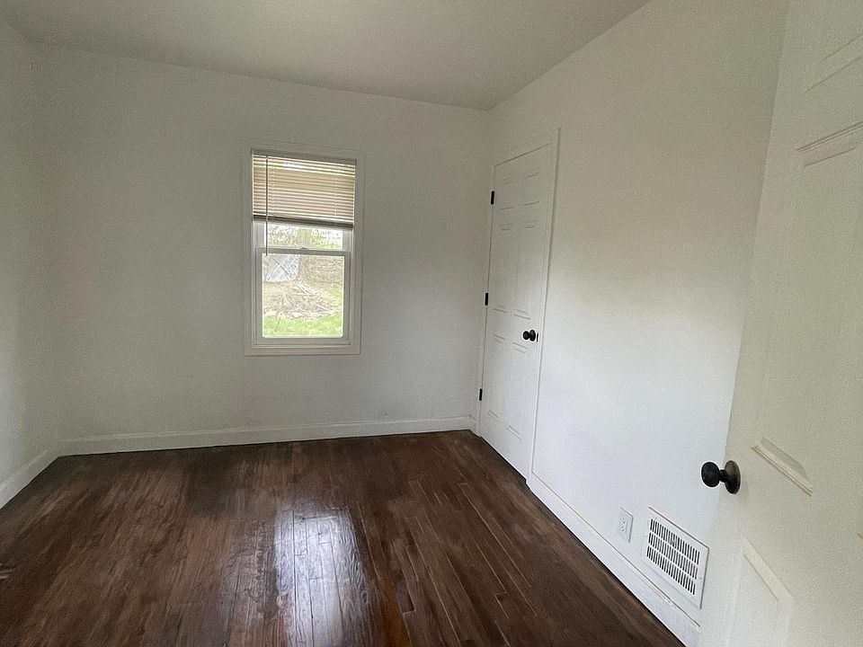 2nd image of 64 N Anderson Ave