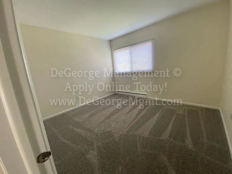 Parkview Apartments — Photo 42