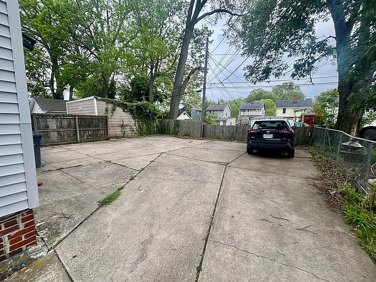 14223 Athens Ave — Photo 11