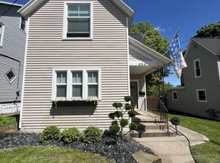454 Diamond Ave NE, Grand Rapids, MI 49503