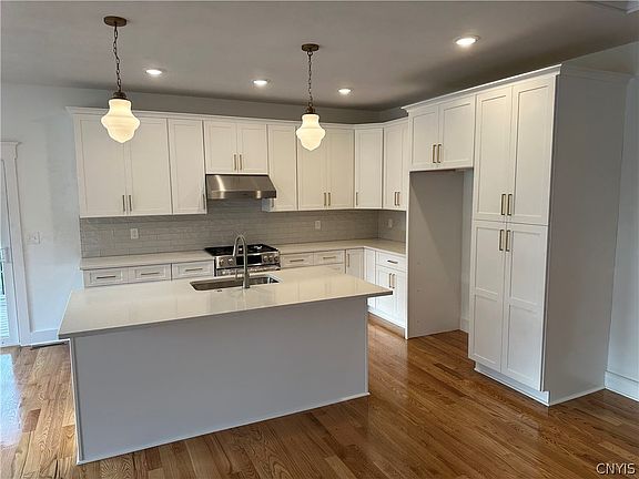 2nd image of 8530 Angus Path