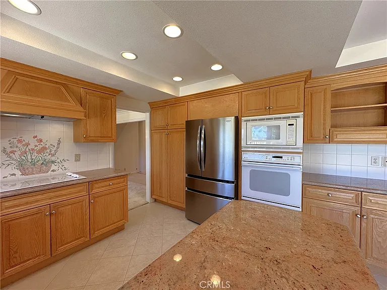 26543 Academy Dr — Photo 11