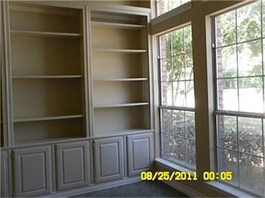2nd image of 2919 Paladium Dr