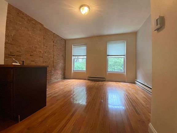 2nd image of 222 E 50th St APT 3B