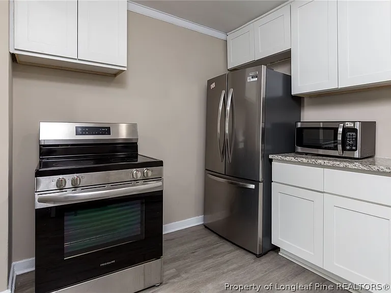 311 Stuart Ave — Photo 10