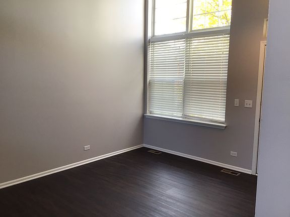 3rd image of 599 N White Ln