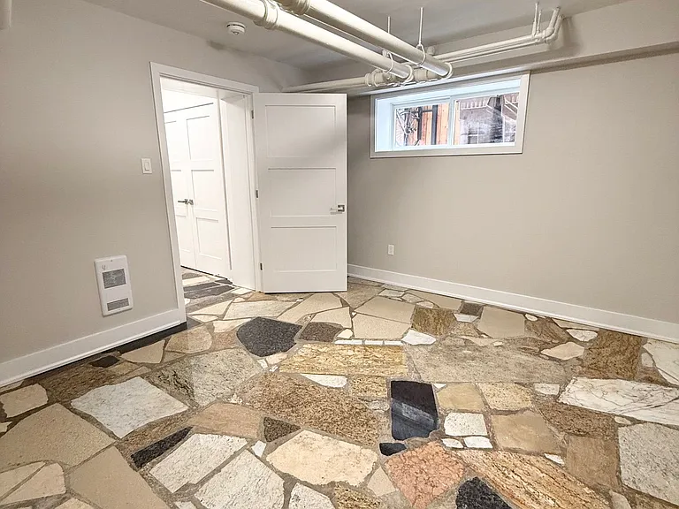 325 Cooper St #15-A — Photo 14
