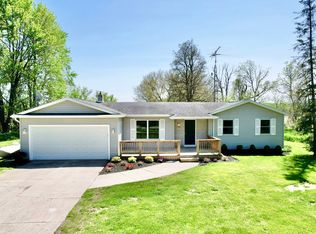 8511 Hill Rd, Swartz Creek, MI 48473