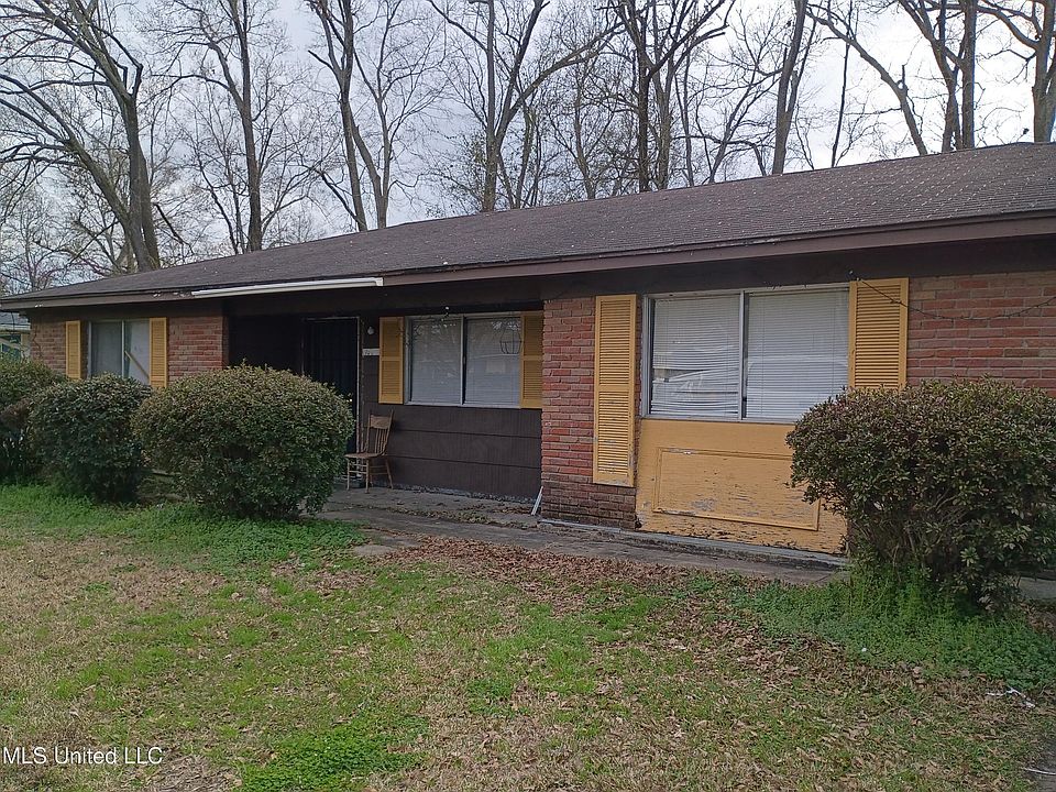 1st image of 229 Hilliyard Ct