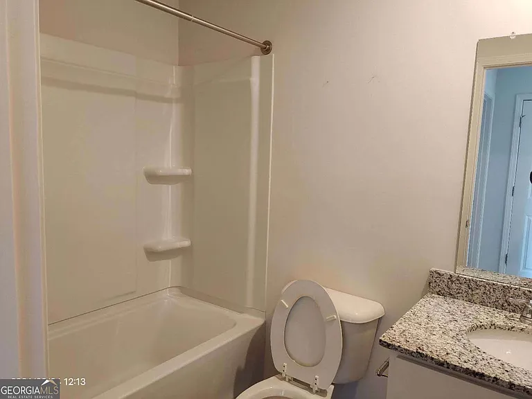 522 Pemberton St — Photo 6