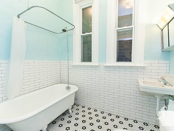 4th image of 1441 N Paulina St #1