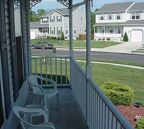 2nd image of 175 Deschler Blvd