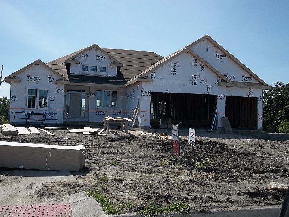 2nd image of 1004 NW Cypress Ave