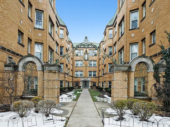 2nd image of 858 Washington Blvd APT 3W
