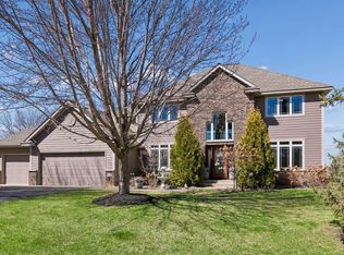 6620 S Saunders Lake Dr, Minnetrista, MN 55364