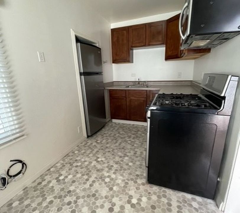 1st image of 2519 Congress St #2517
