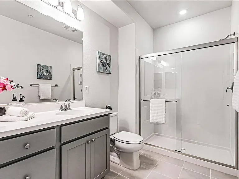 379 Lundy Pl — Photo 4