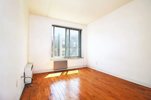 Rented by Skyward | media 30