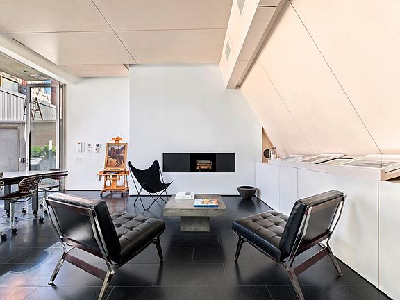 5th image of 165 E 60th St #Penthouse