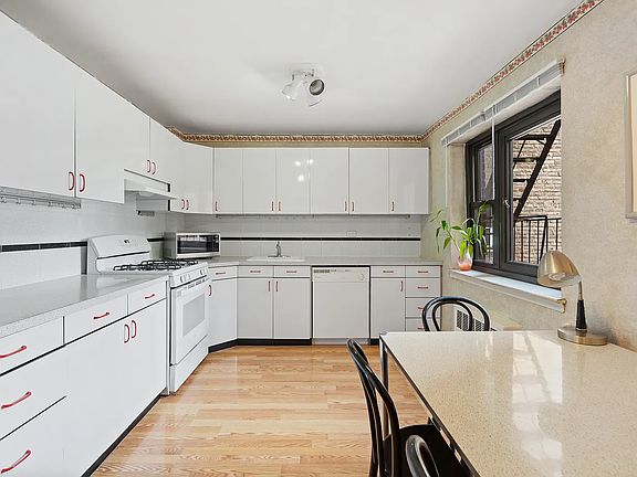 2nd image of 31-90 140th St #3C