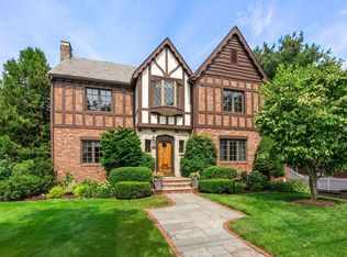 24 Green Park, Newton, MA 02458