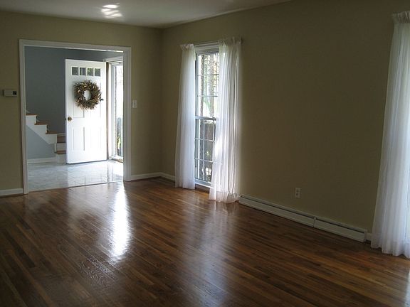 Entrance/Living Room