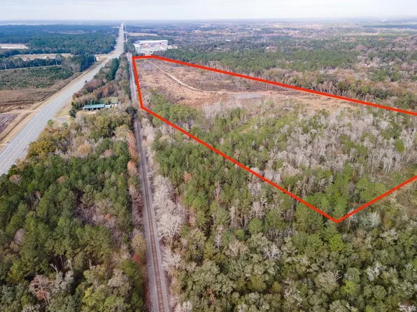46 Tank Rd, Jesup, GA 31545