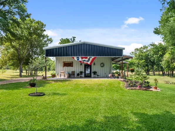 6448 Fm 2 Rd, Navasota, TX 77868
