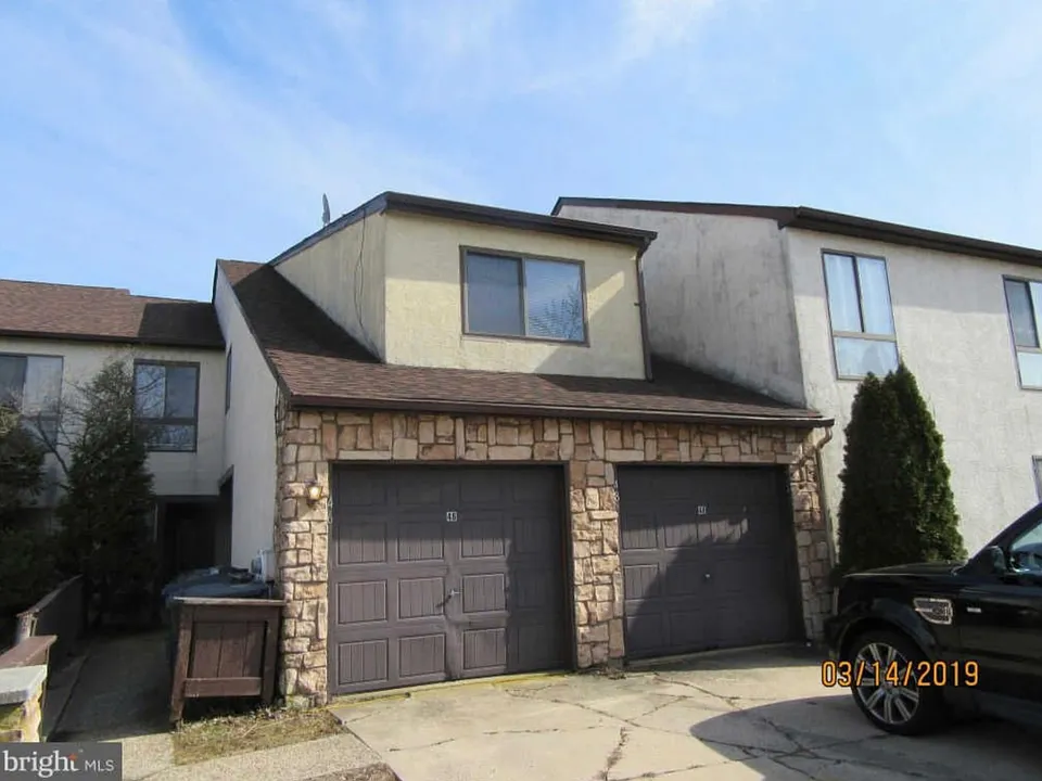 48 Buttonwood Rd #2