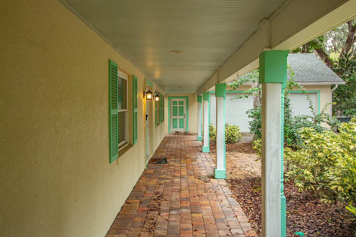 Building Photo - 2 Weldon Way #B