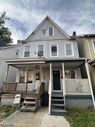 1st image of 35A Bennett St