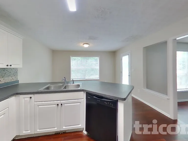 2290 Lost Forest Ln SW — Photo 7