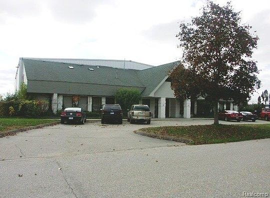 1st image of 6230 N Service Dr