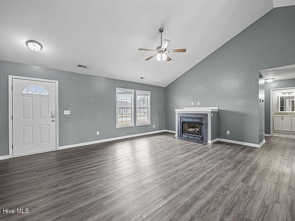 5th image of 107 Killis Boulevard