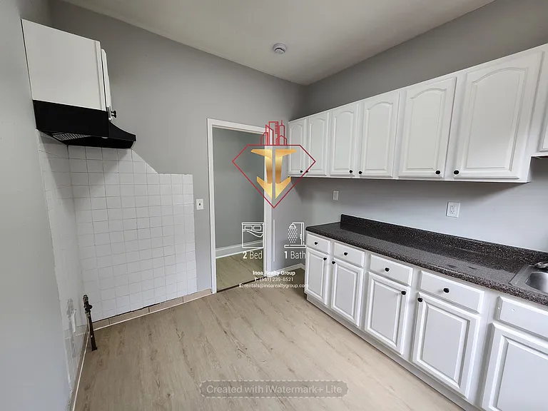 240 Claremont Ave #32C — Photo 5