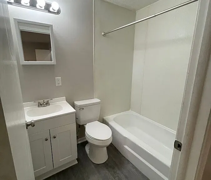106 E 13th Ave #E — Photo 12