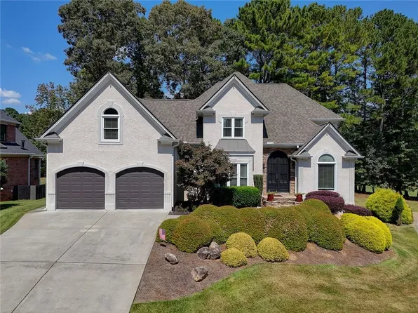 617 Ashwood Ct, Woodstock, GA 30189