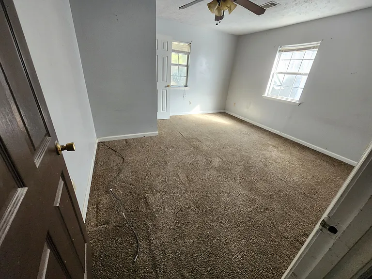 4451 Forest Dr — Photo 3