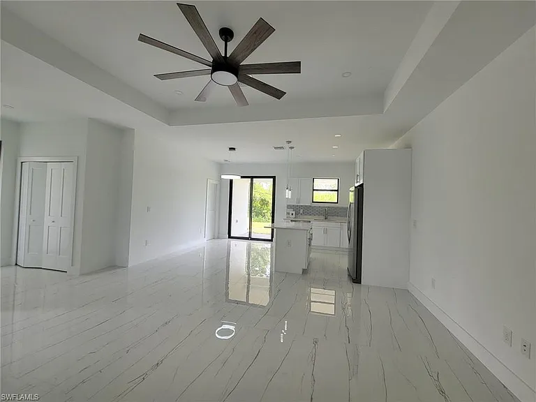 886 Milwaukee Blvd — Photo 6