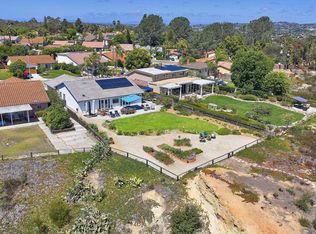 379 Trailview Rd, Encinitas, CA 92024