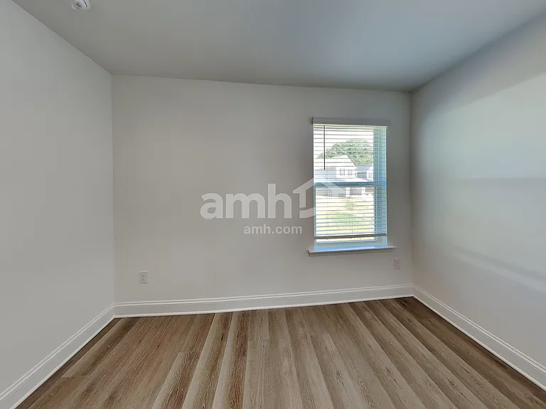 1015 Bevington Dr — Photo 22