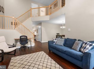 202 Aqueduct Dr, North Wales, PA 19454