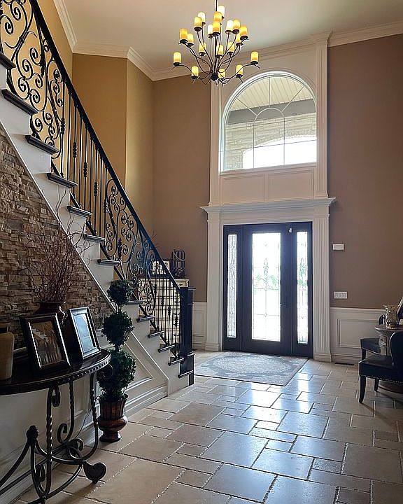 55561 Romeo Plank Rd, Macomb, MI 48042 | Zillow