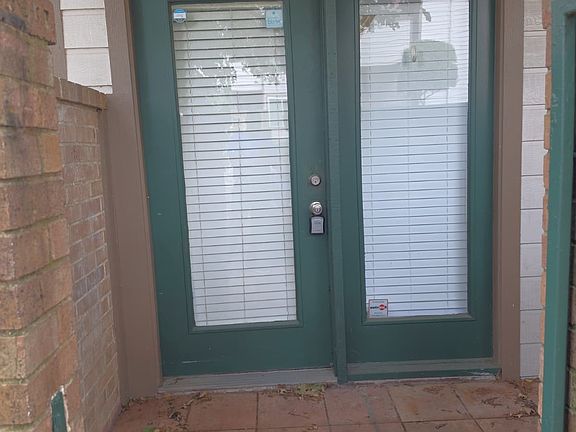 2nd image of 2304 Balsam Dr APT E107