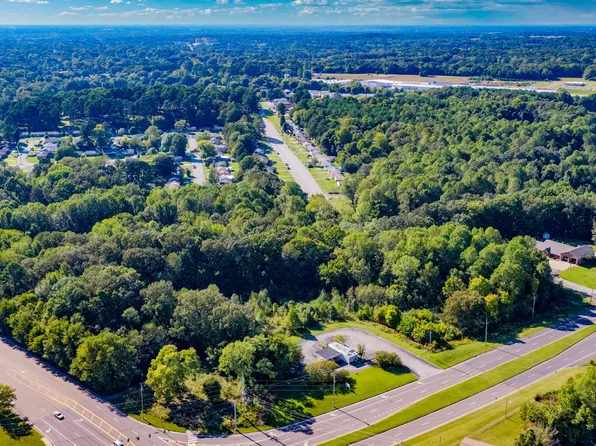 961 Whitehall St, Jackson, TN 38301