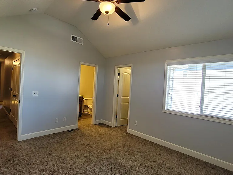 134 Roller Ct — Photo 10