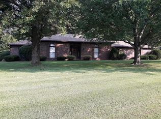 1619 Cottonwood Dr, Princeton, IN 47670