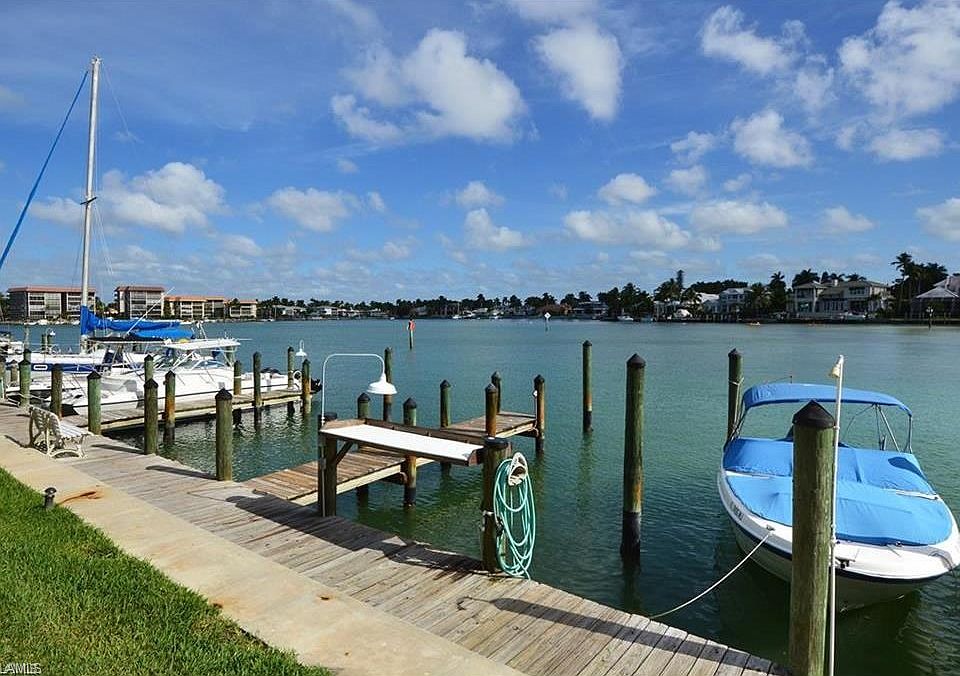 1st image of 2500 Gulf Shore Blvd N